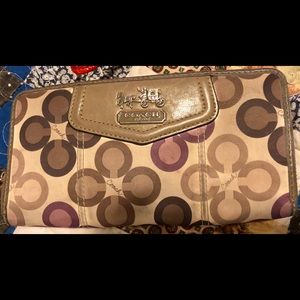 Nice used authentic coach wallet